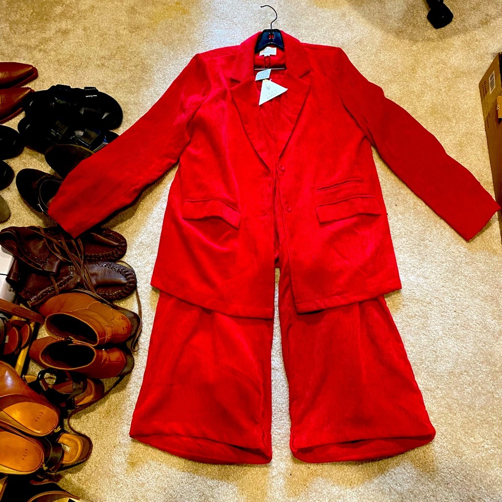 Red Corduroy Pants Suit. Wide Leg. Oversized fit. Size L. Free People